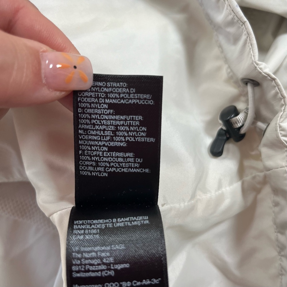 The North Face Nylon HyVent Jacket Hooded White/Ivory Women’s Large Flaw* - Picture 6 of 13